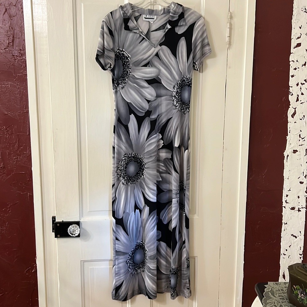 Long Elegant Black Floral Dress